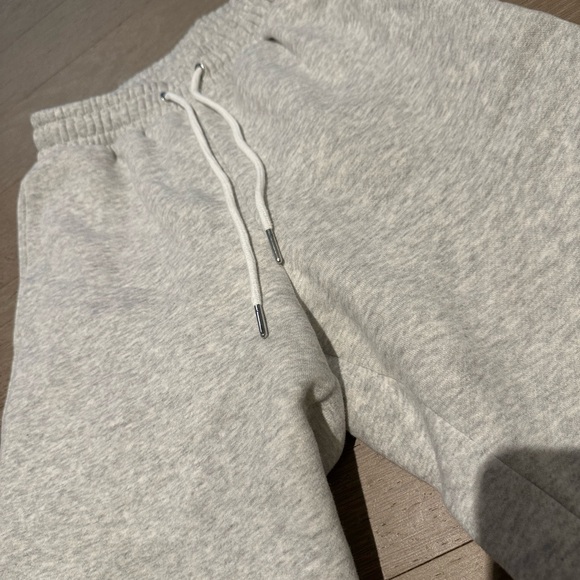 Abercrombie Light Gray Sunday Wide-Leg Sweatpants - Picture 5 of 5